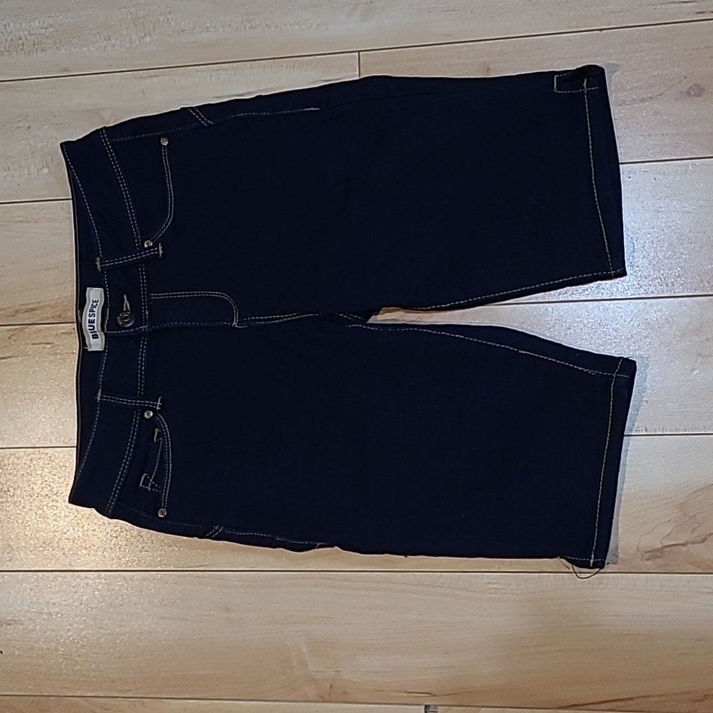 Blue Spice women's size 3 jean shorts